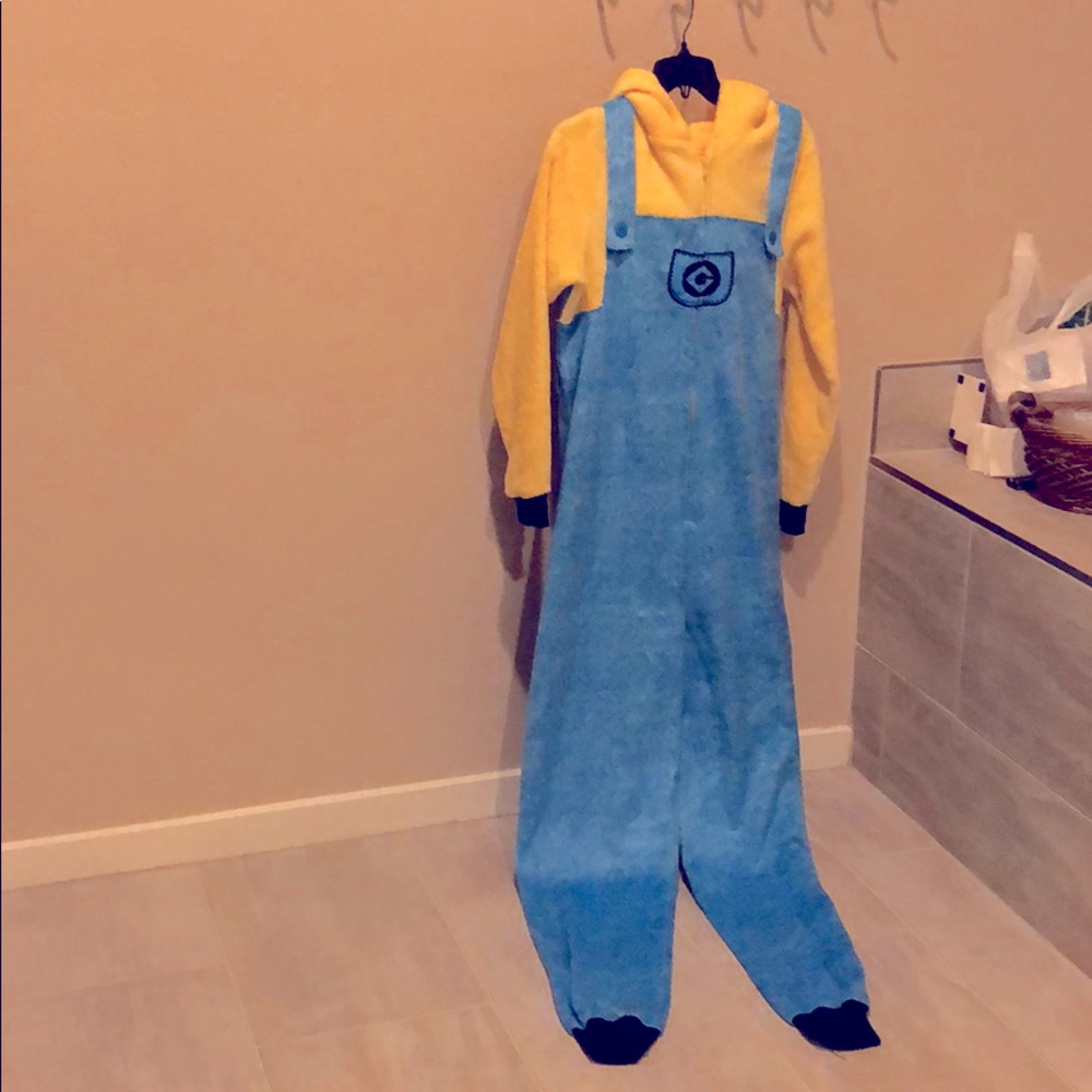 Minion onesie costume